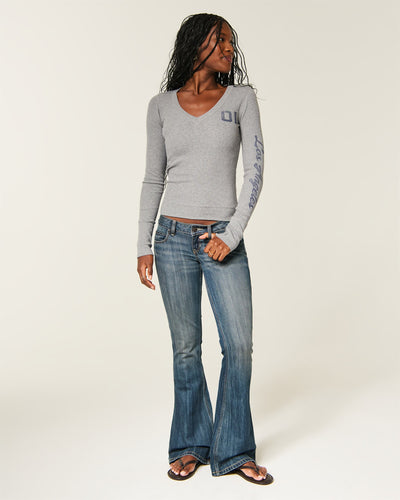 Long-Sleeve V-Neck Los Angeles Graphic Tee