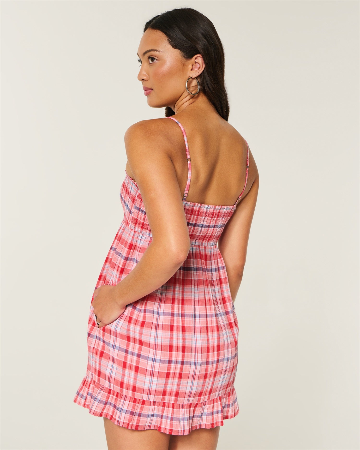 0116-HLI3596073RED00L-3